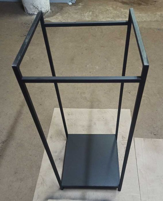 Стильні металеві стійки для квітів 100 см/ 75 см в стилі Лофт