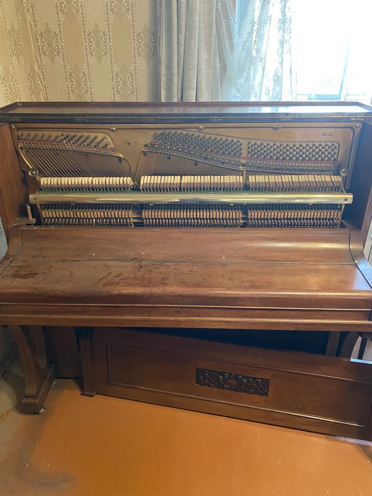 Старинное немецкое пианино Niendorf