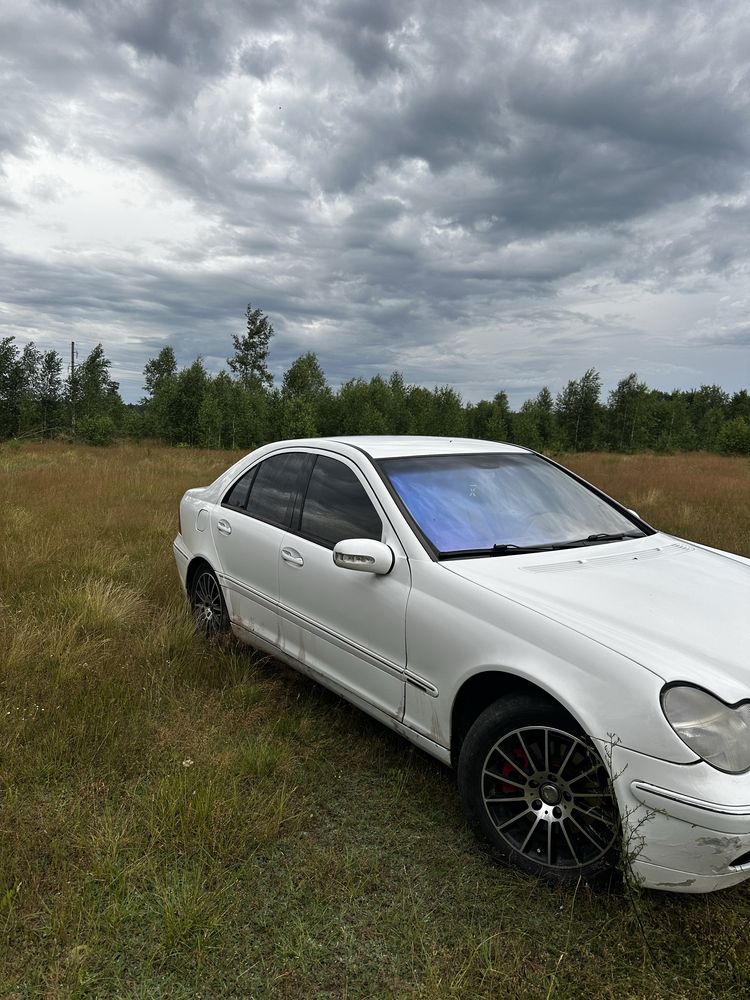 Продам Мерседес w203 c240
