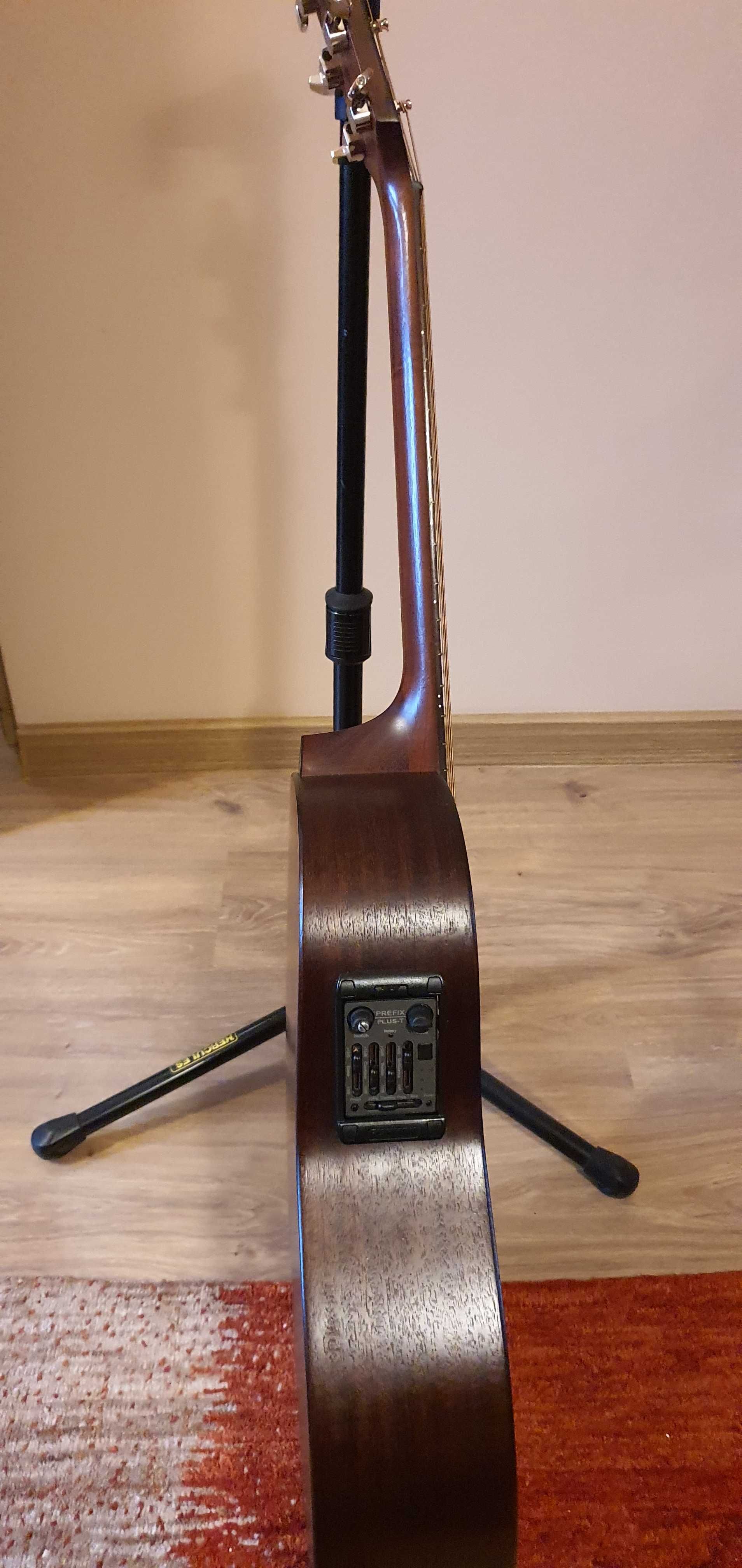 Gitara elektro-akustyczna Taylor ad17
