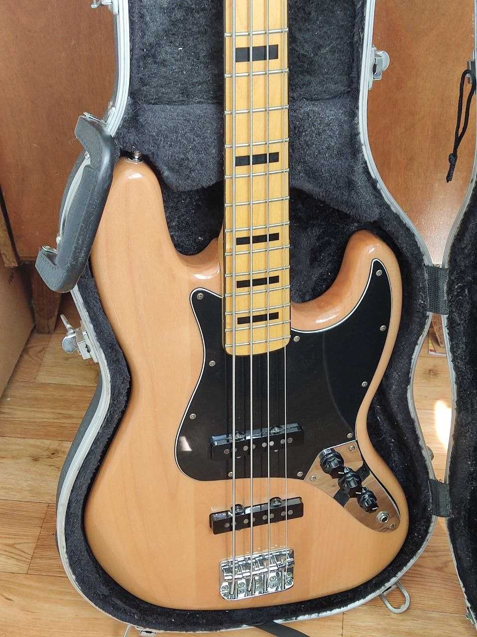 Squier Jazz Bass