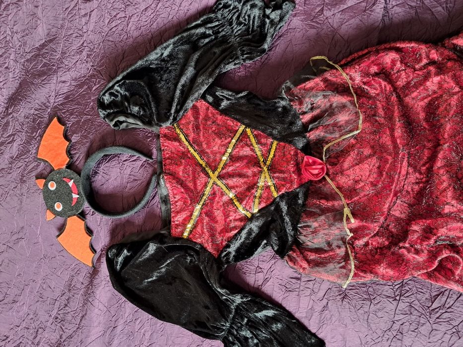 Карнавальний костюм Вампірка на Хеловін р.128