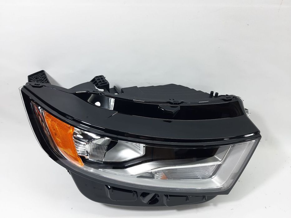 Фара передня права Ford Edge 2015-2018 (FT4Z13008L)