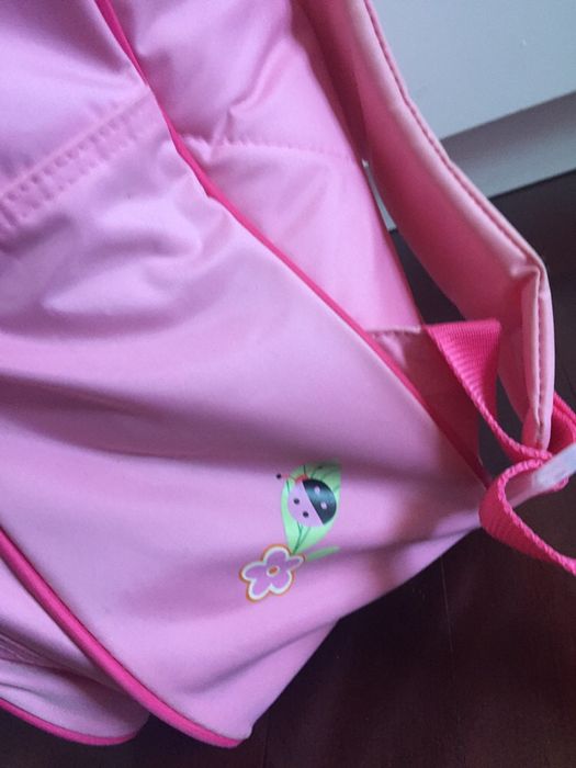 Mochilas e lancheiras Barbie, princesas , Noddy...