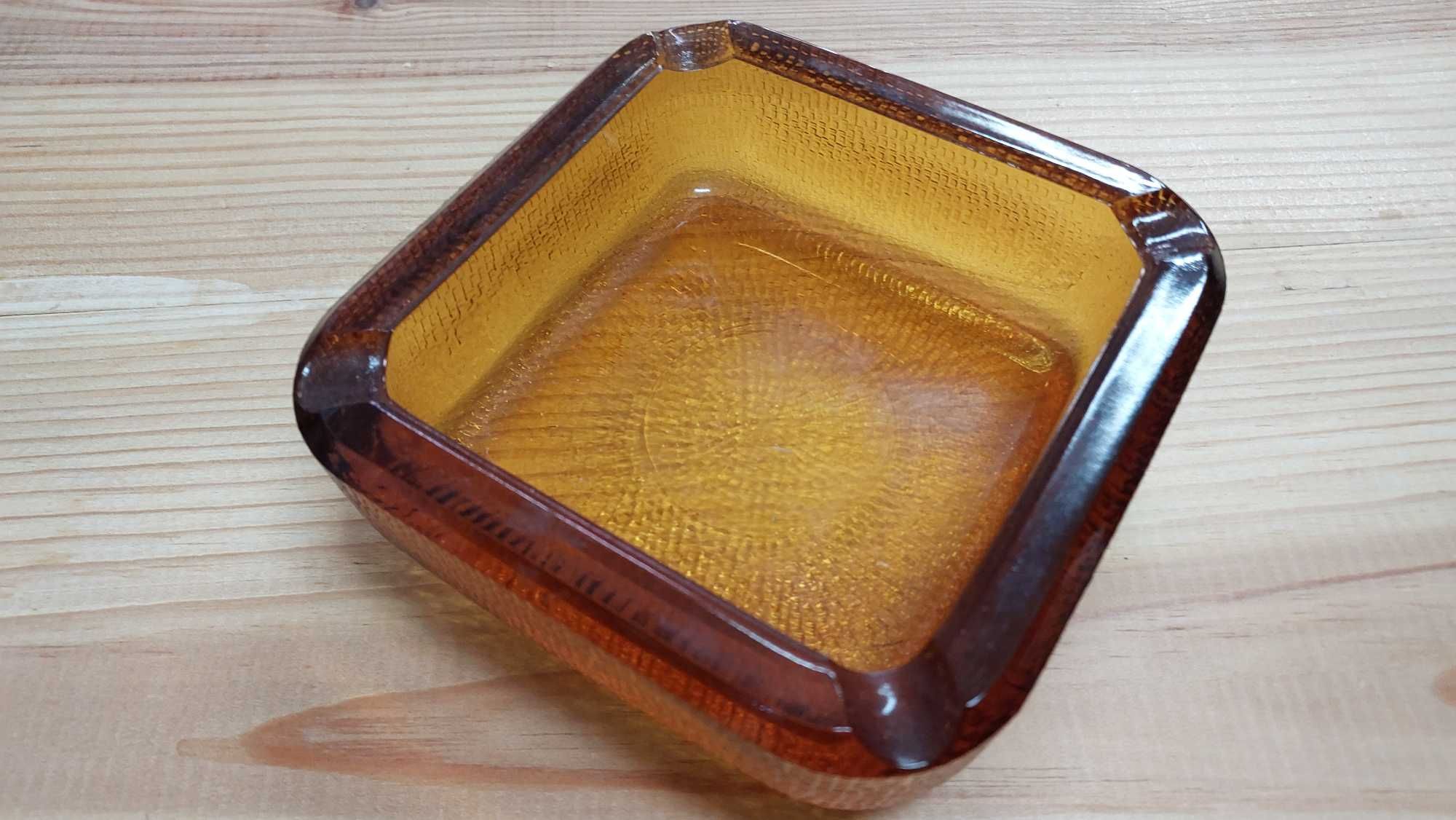 Cinzeiro vintage de vidro