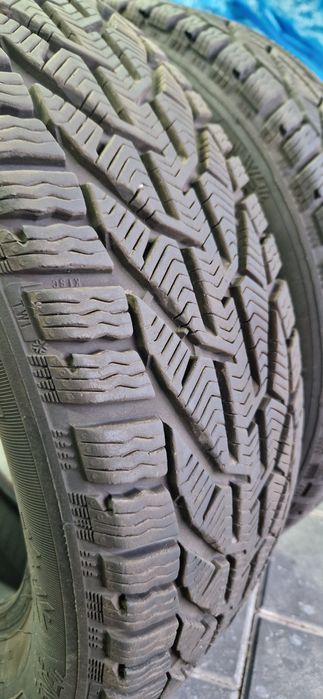 Opony zimowe 205/60R16 Kormoran SNOW 2023  komplet 4 szt.