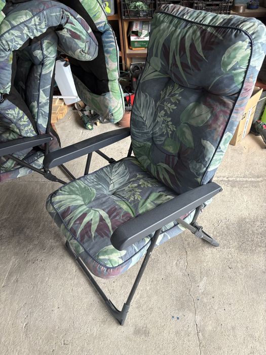 Krzesla ogrodowe z poduszkami 6 szt