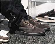 Jordan 1 Low Velvet Brown x Travis Scott