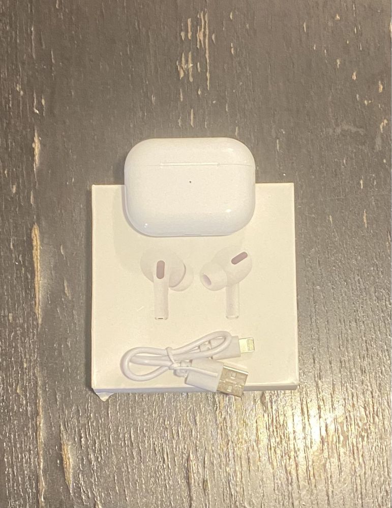 AirPods + carregador