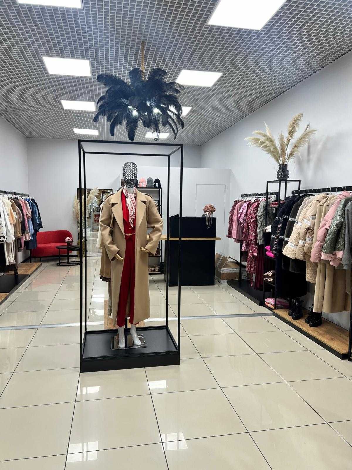 Nowoczesne meble sklepowe loftowe (lady, wieszaki, regały,) LOFT