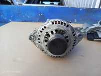 Opel Astra H alternator z pompą vacum Z17DTH