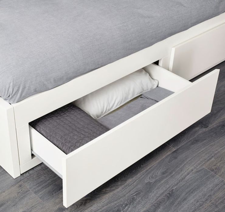 Cama Flekke (IKEA) com 2 gavetas, 2 colchões e 1 jogo de cama