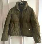 Anorak Bershka XS verde