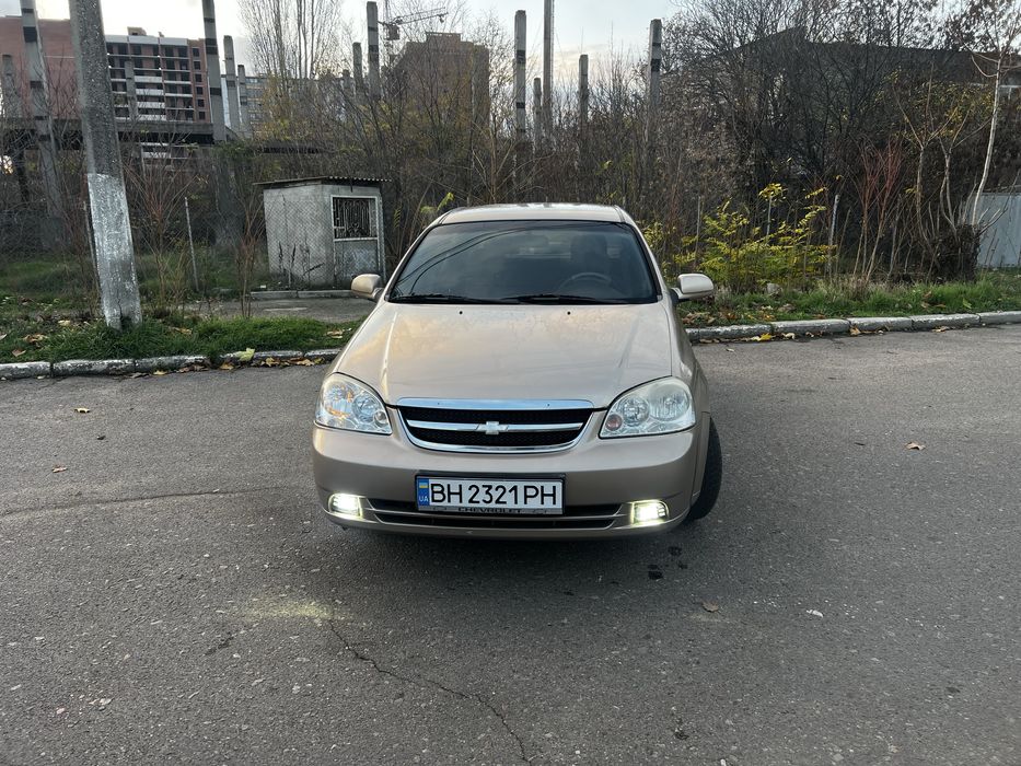 Продам срочно автомобиль