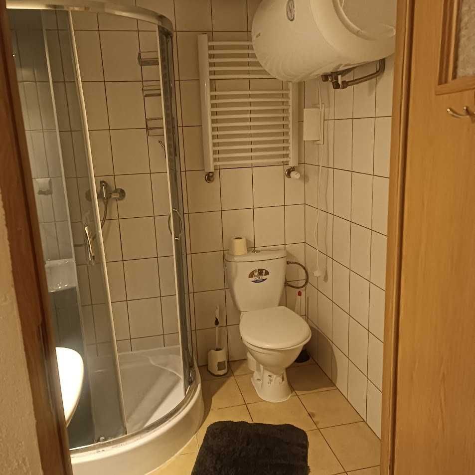 Pomieszczenie na hobby,majsterkowanie. Rodzaj sutereny przy PKP Włochy