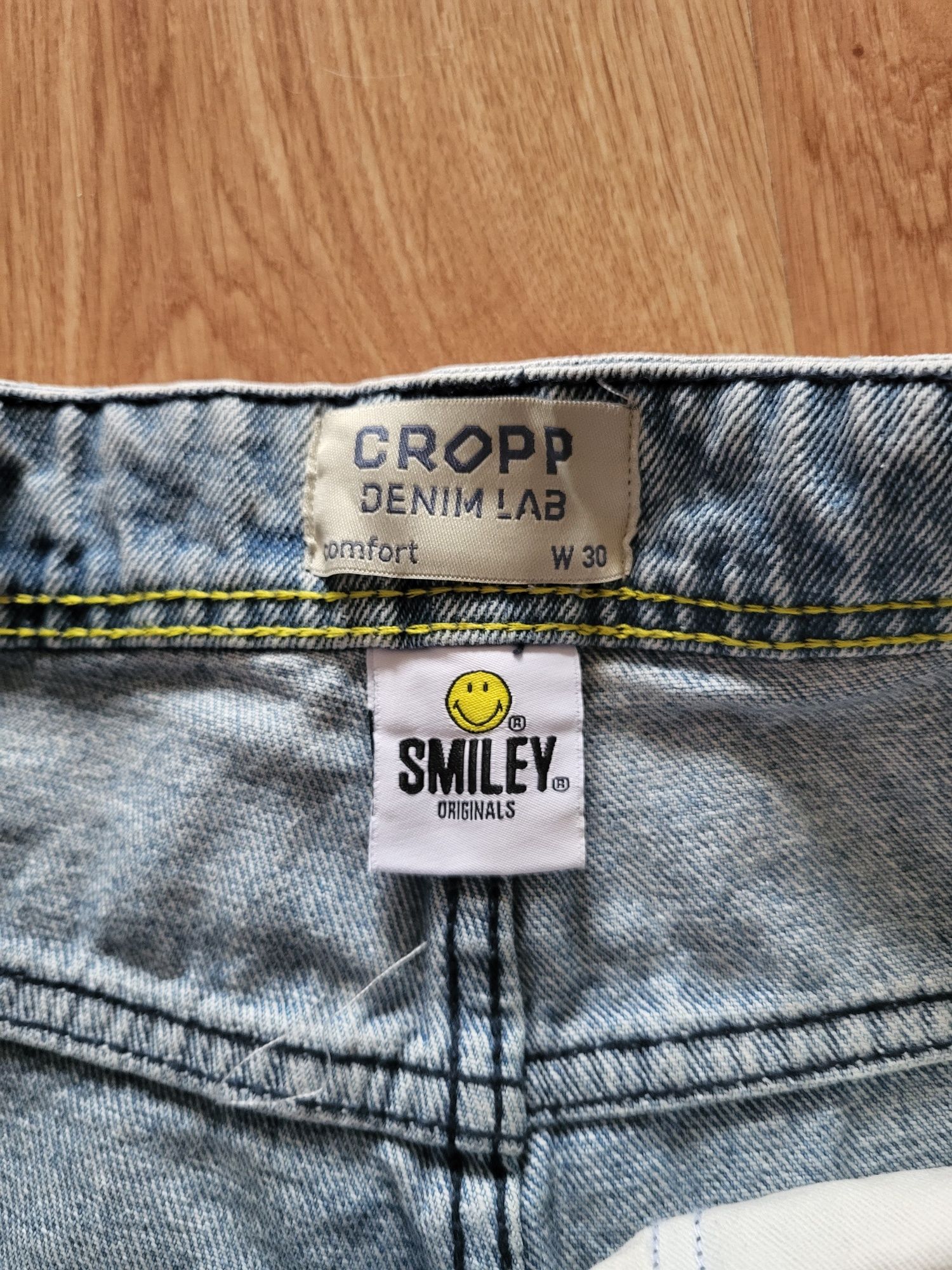 Spodenki Cropp Smiley W30
