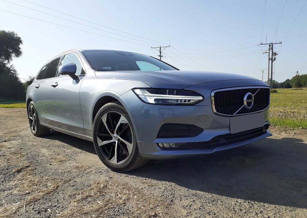 Volvo V90      2017