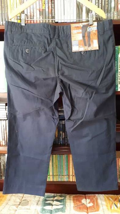 Calças em Sarja, tamanho 48 / 4XL