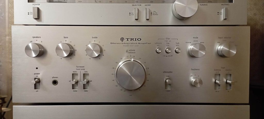 Продам усилитель TRIO  KA-7300