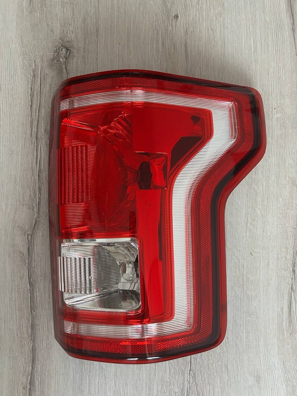 Стоп ліхтар  фара фонарь Ford F150 оригінальні USA 2015 2016 2017