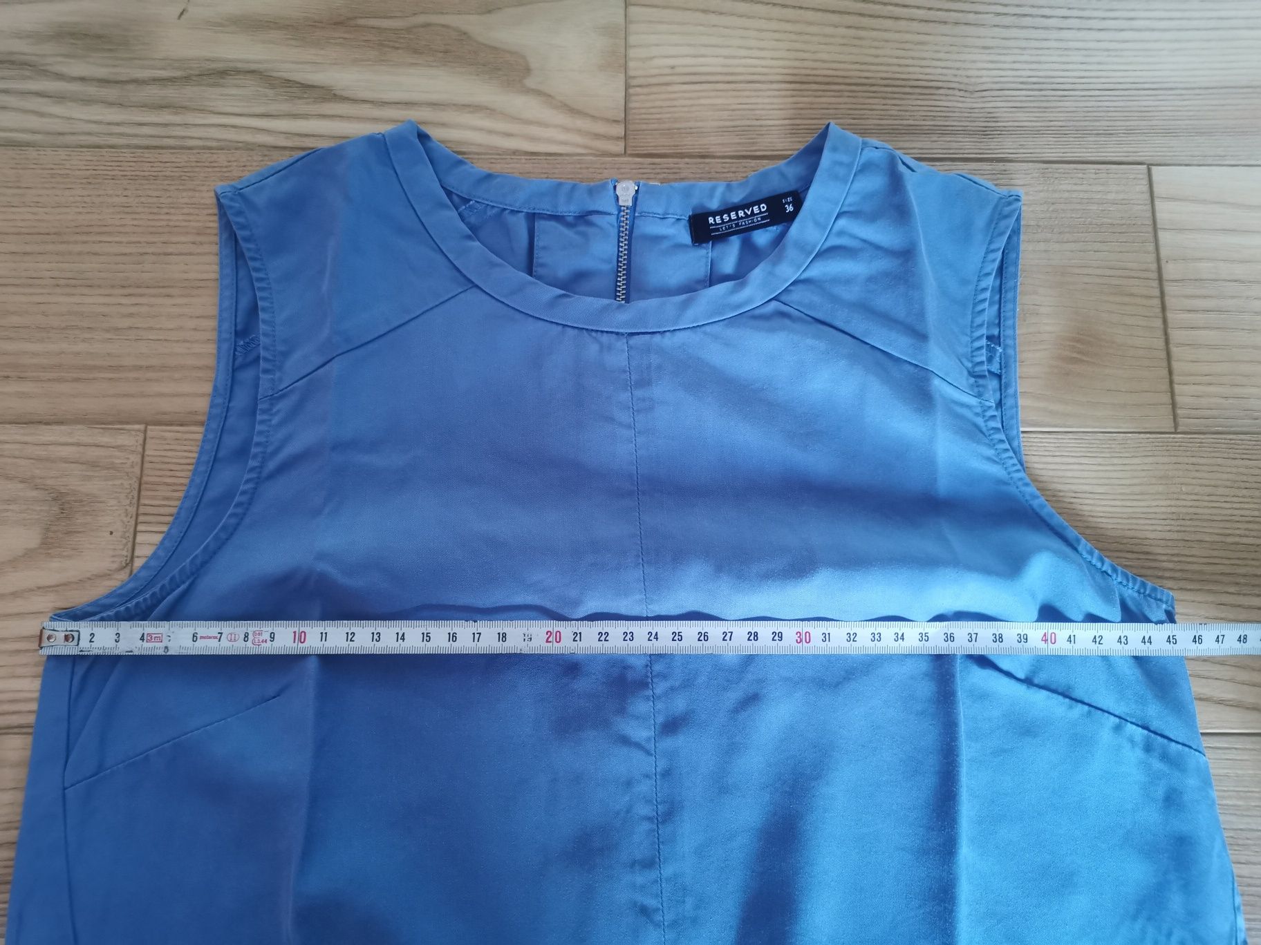 Super sukienka Reserved S 36 niebieska oversize lyocell luźna błękitna