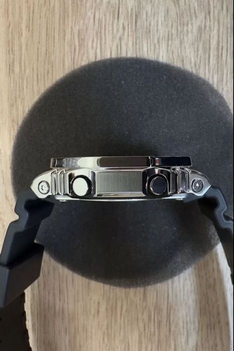 Наручные часы Casio G-Shock GM-2100-1A