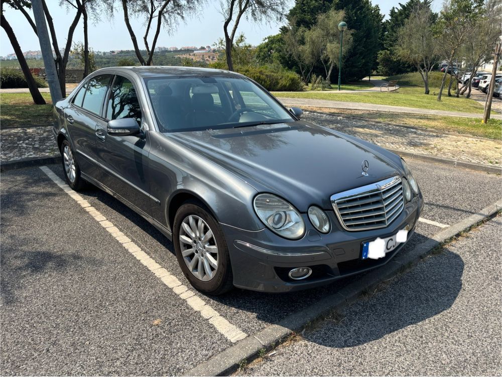 Mercedes-Benz E 220 CDI Automático NACIONAL/IUC antigo