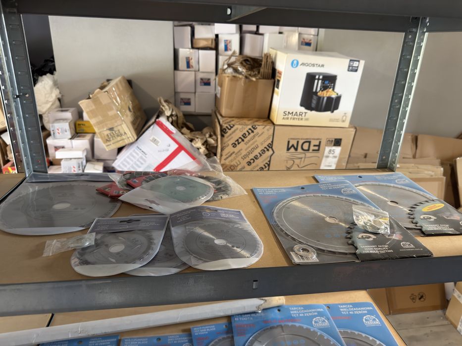 Sprzedam artykuły budowlane do sklepu