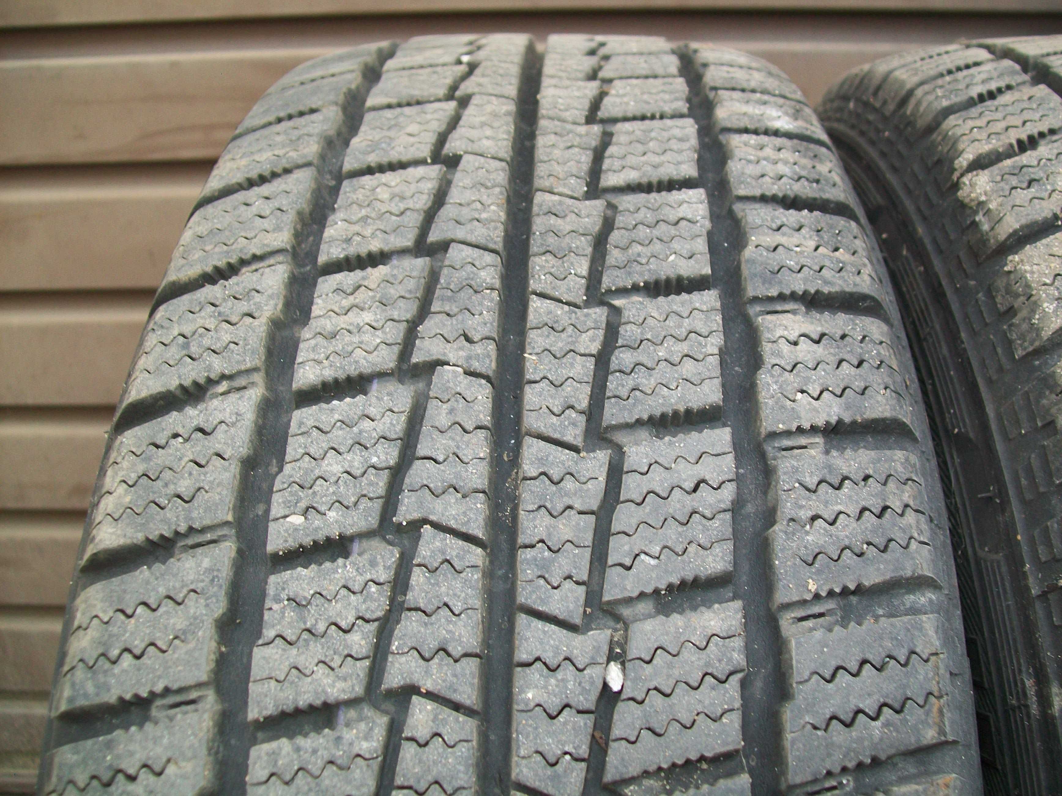 Opona zimowa hankook 195/60r16c  2 szt felga sharan alhambra galaxy 00