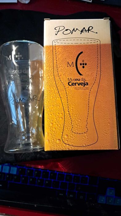 Copo "Júlio Pomar" - Museu da Cerveja (30cl) - Peça de Design