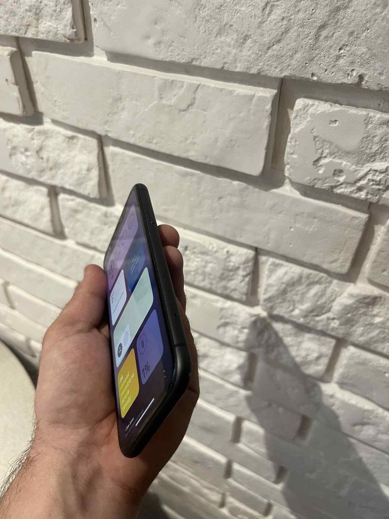 Iphone 11 czarny nowa bateria