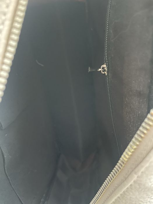 Nowa beżowa listonoszka