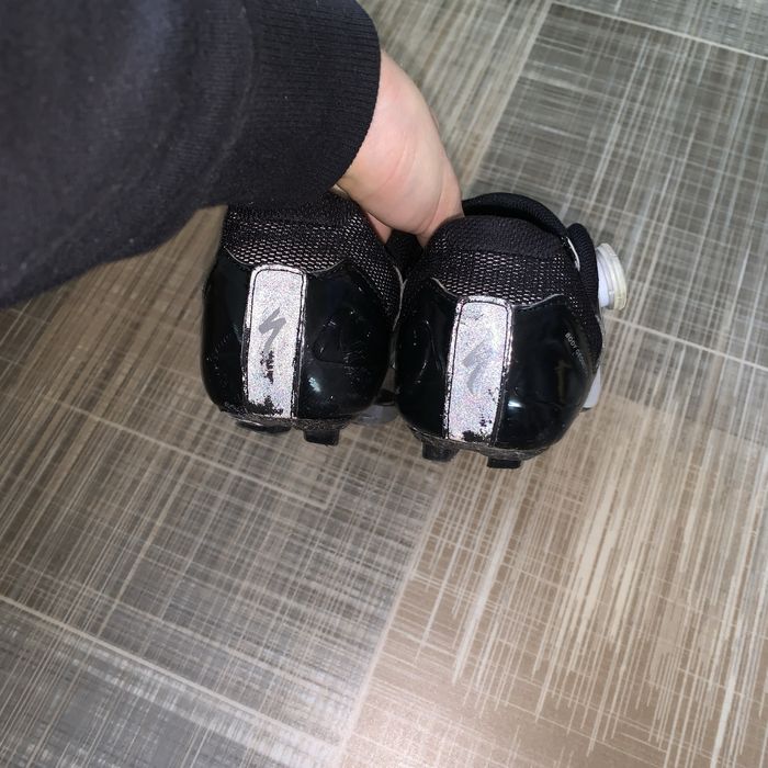 Веловзуття велотуфли Specialized Expert велотуфлі 40