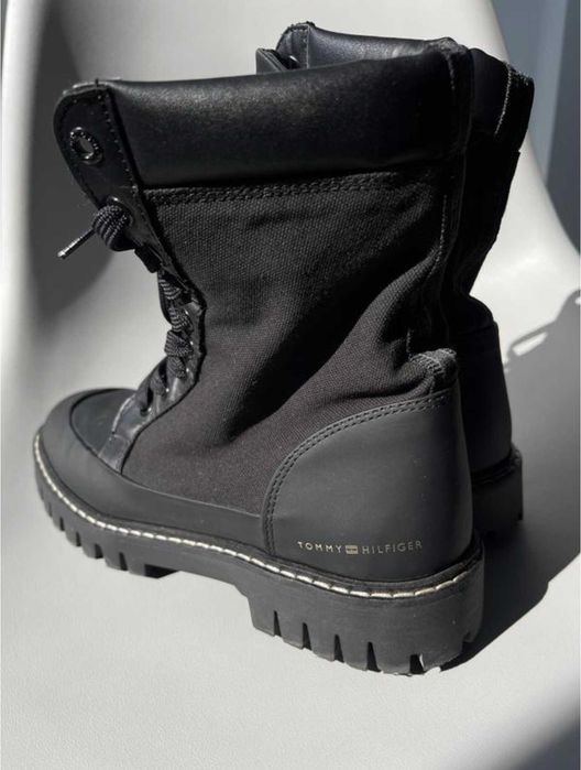 Tommy Hilfiger оригінальні шкіряні ботінки 39 розмір
