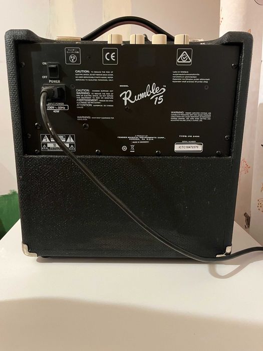Wzmacniacz basowy Fender rumble 15