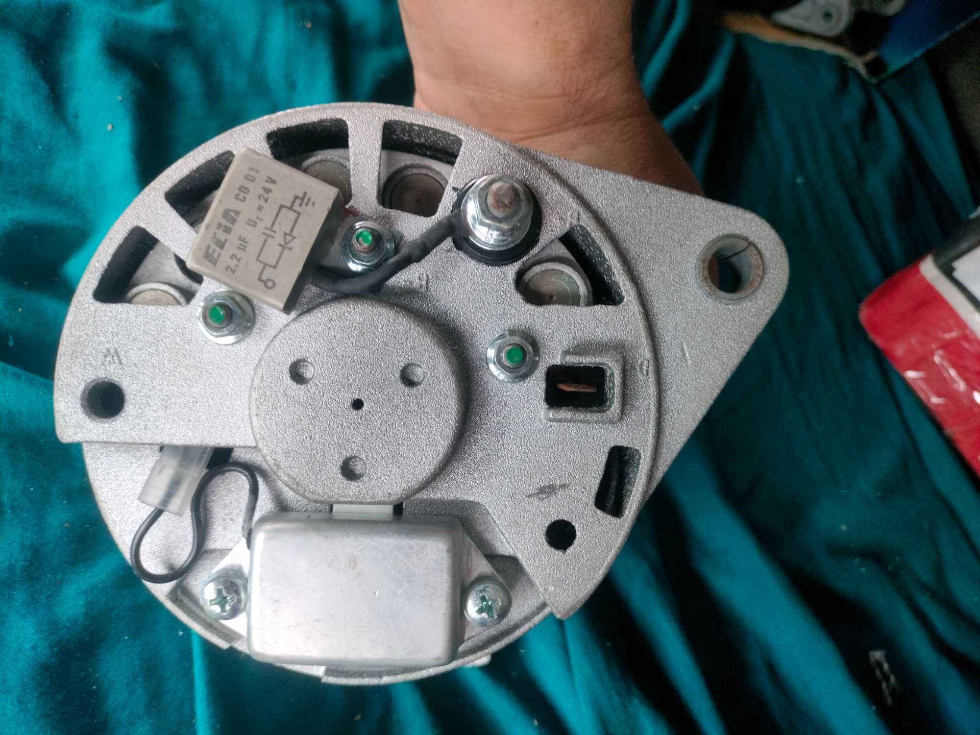 Alternatr rozrusznik 20 szt NOWE