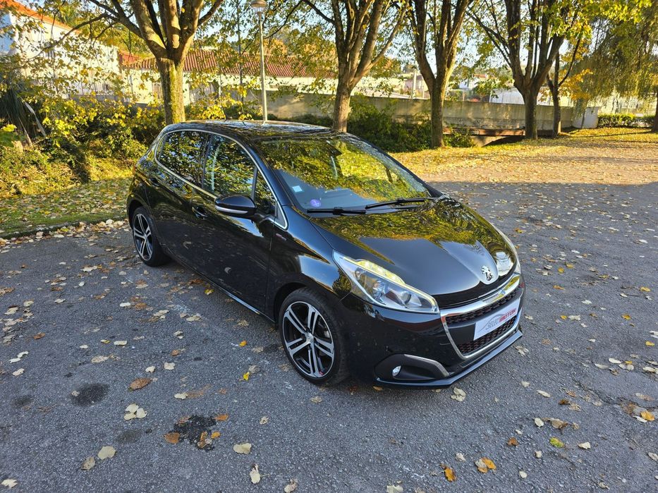 Peugeot 208 1.2 PureTech GT Line EAT6
