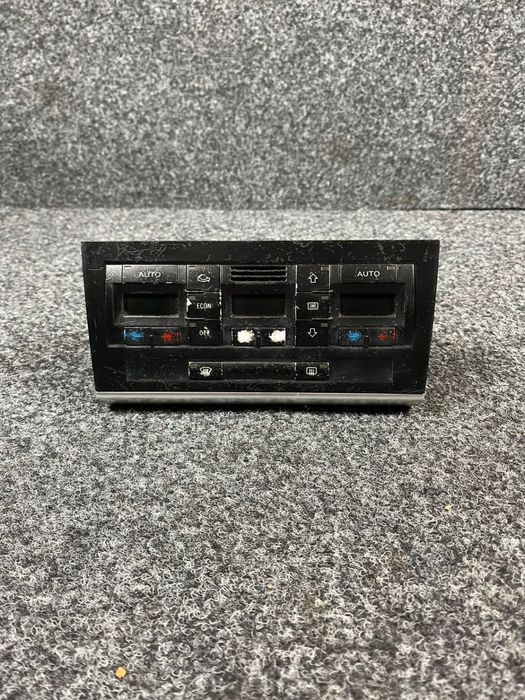 panel nawiewu klimatyzacji audi a4 b6 8E0820043
