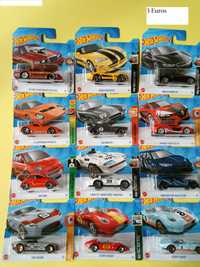 Hot Wheels Main Line novos em cartela