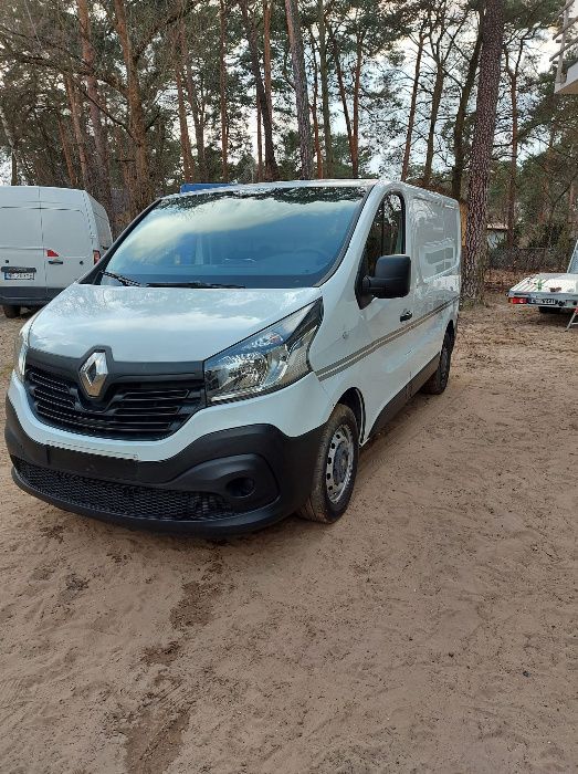 Wynajem busa busów towarowych, wypożyczalnia,transport,przeprowadzki.