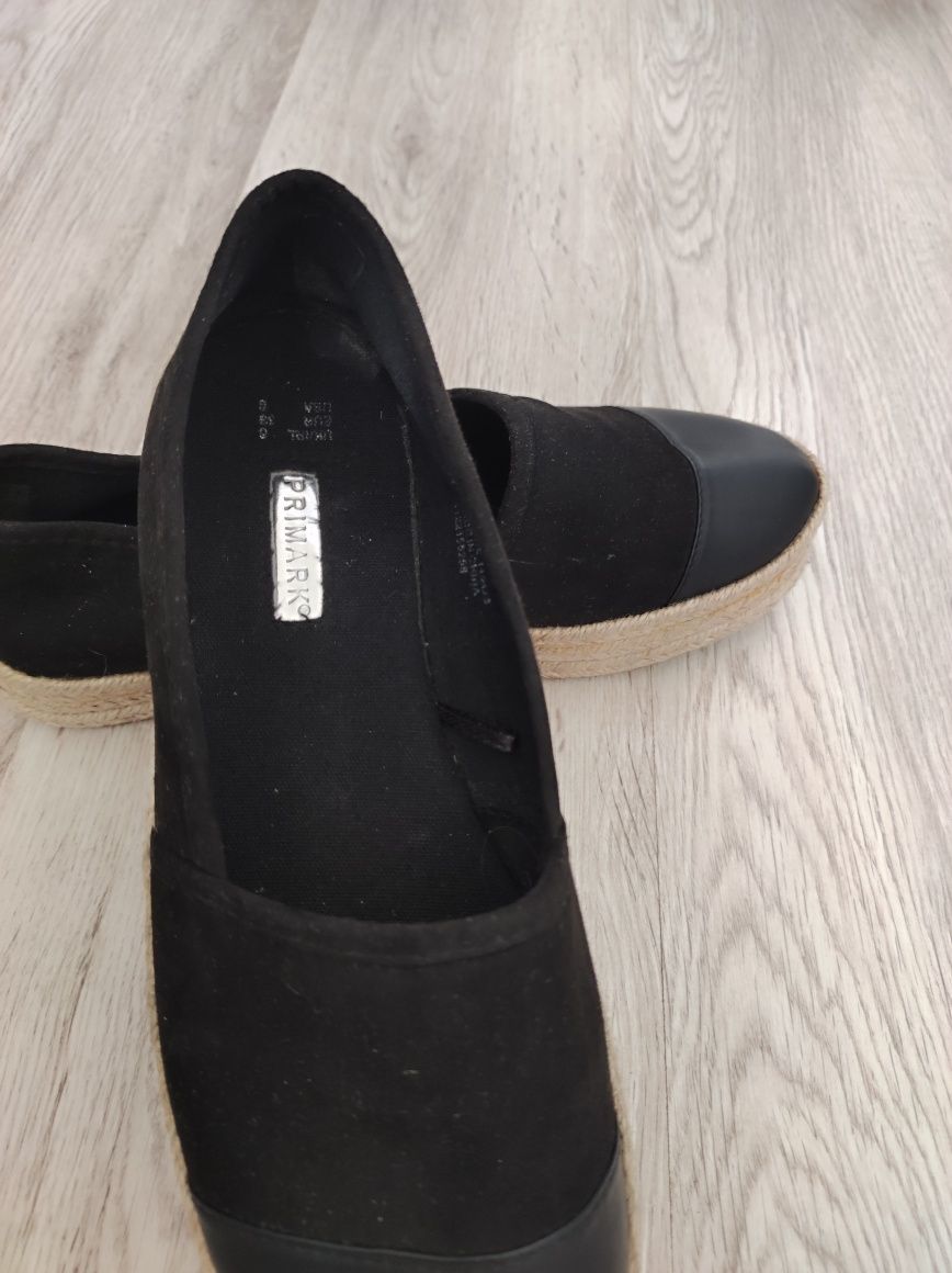 Жіночі еспадрильї Primark