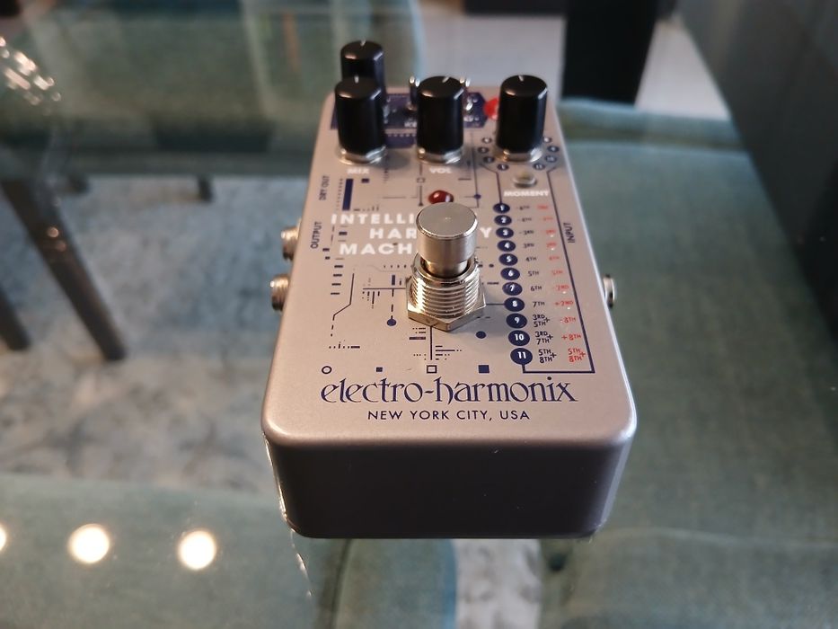 Electro Harmonix - Intelligent Harmony Machine