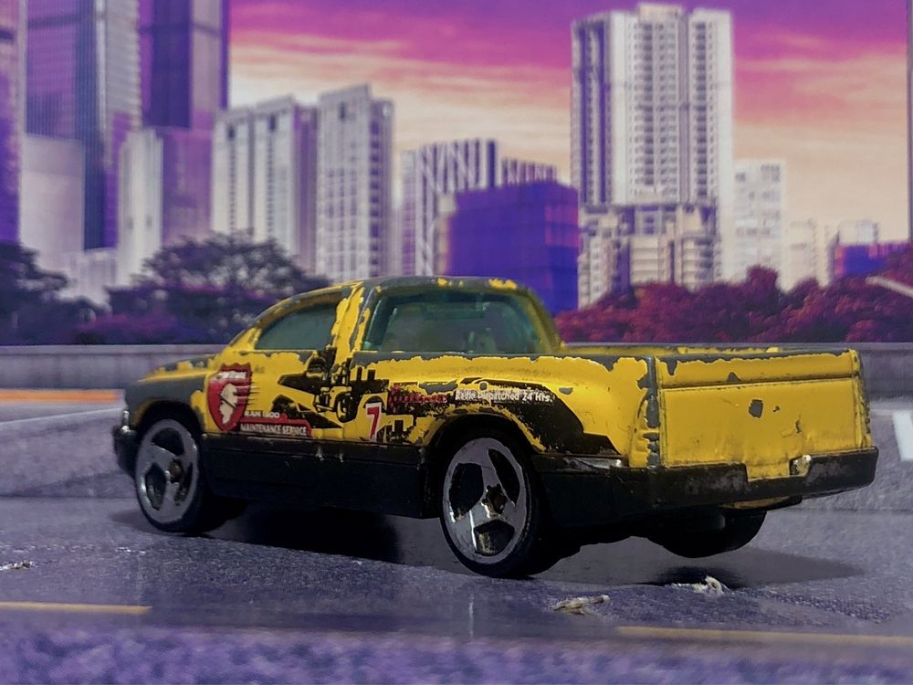 Dodge Ram 1500 от Hot Wheels