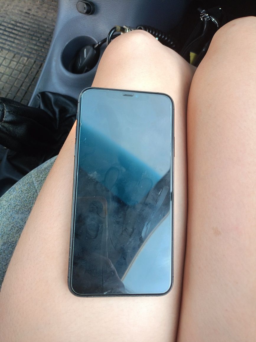 Sprzedam iPhone 11 pro max