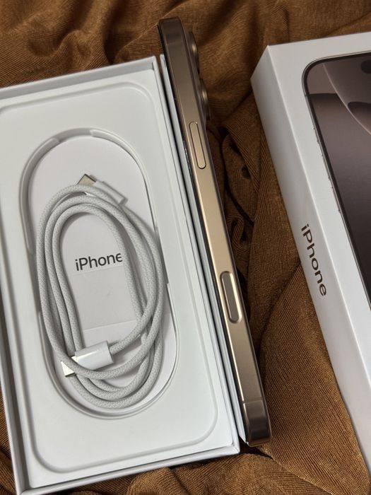 Iphone 16 pro max desert 256 gb