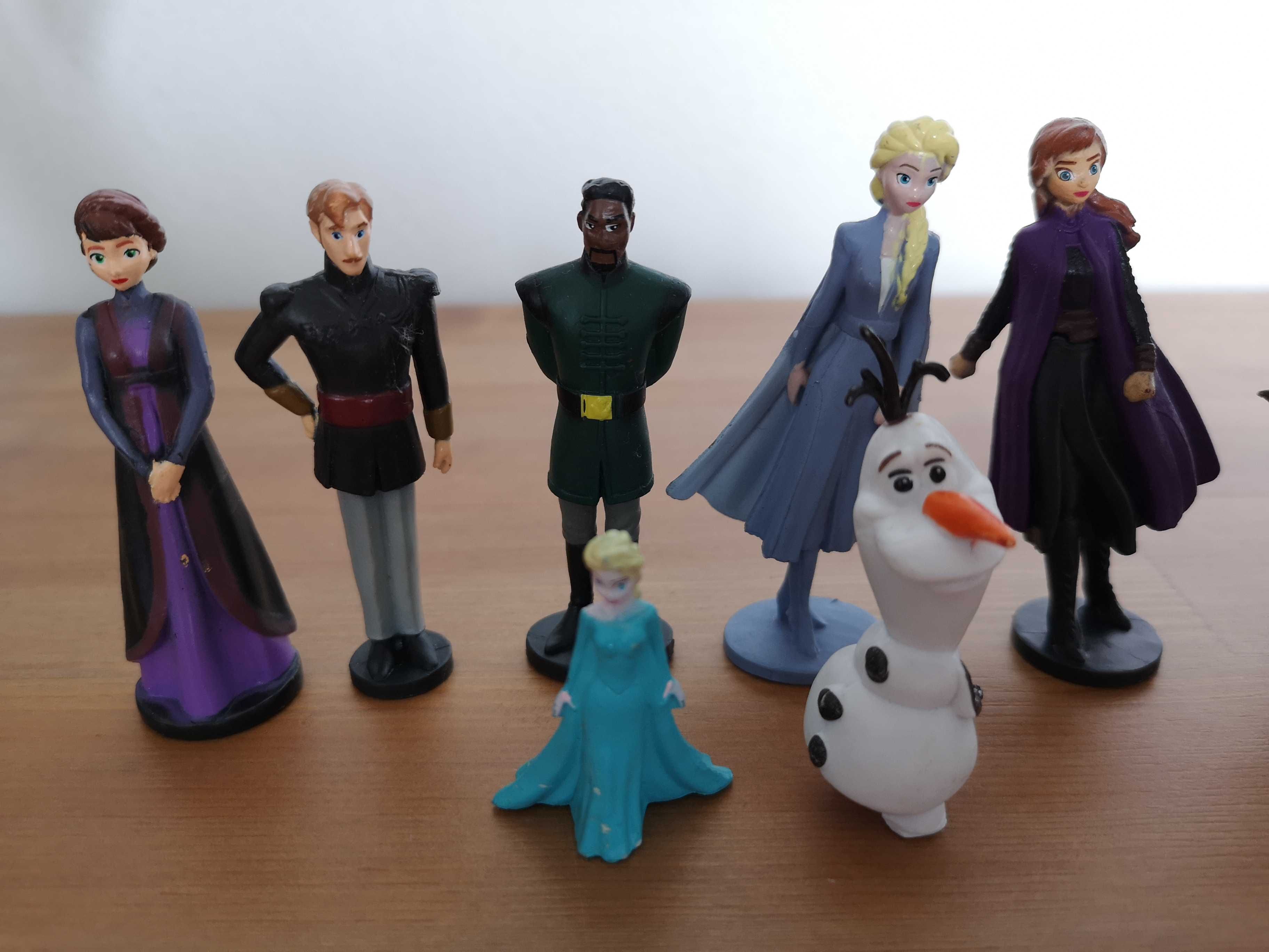 figurki Disney Store Frozen Kraina Lodu zestaw 9 sztuk