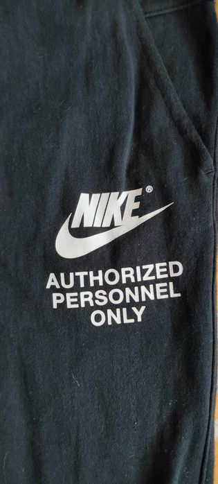 спортивные штаны Nike Sportwear Fleece Jogger Graphic AP