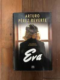 Livro Eva de Arturo Pérez-Reverte