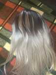 Peruka w kolorze blond