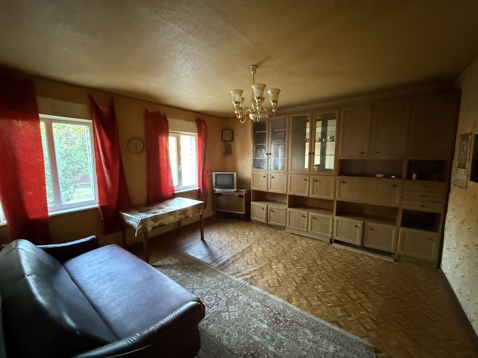 Продам  2х комнатную квартиру в доме